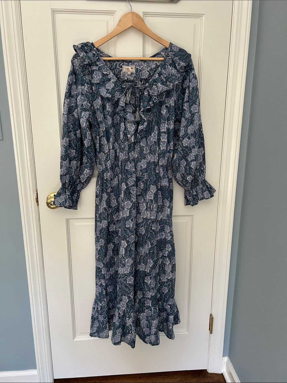 Floral Ruffle Mille Resort and Travel Cotton Block print Dress in Blue sz M NEW!